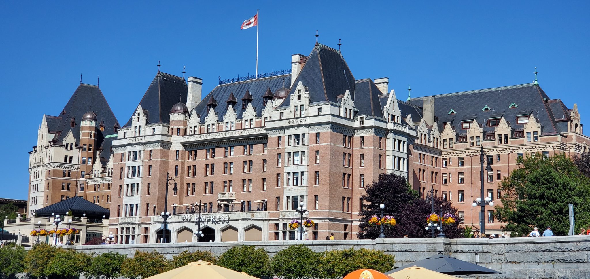 Afternoon Tea At The Empress Hotel in Victoria, British Columbia, image size:2048x969